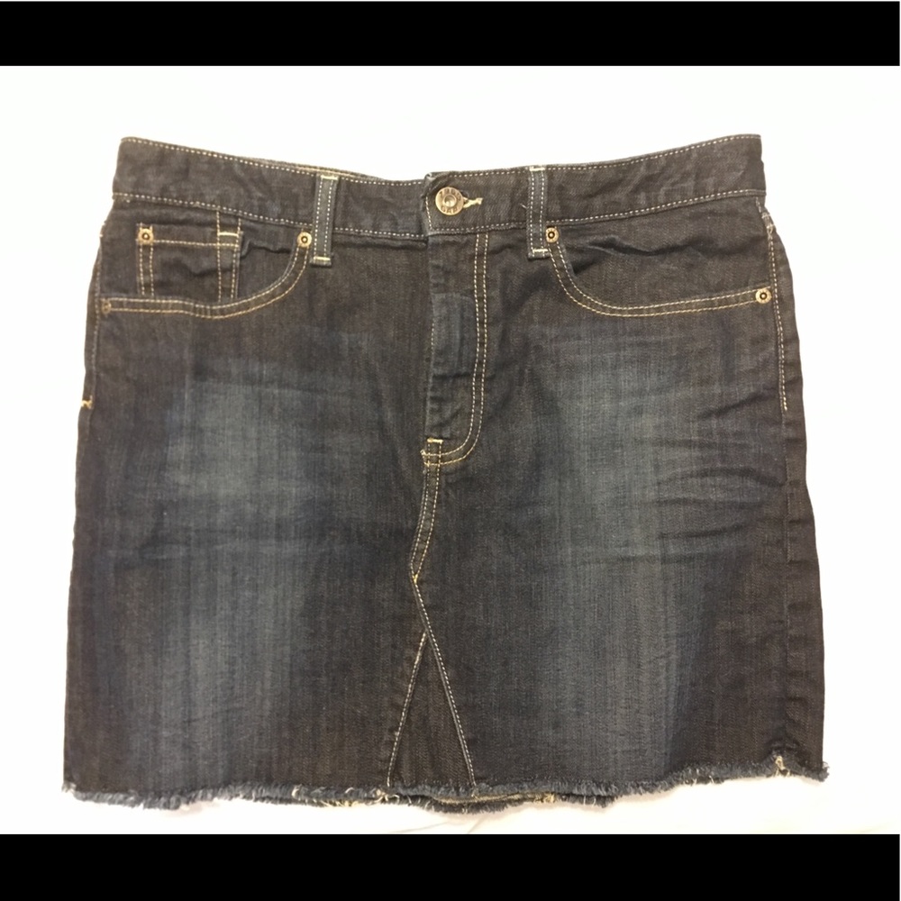 Gap jean skirt size 14/32